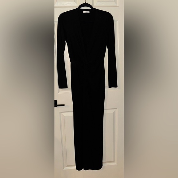 Reformation Black Aria Dress size Medium. - Picture 5 of 8